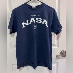Men’s NASA logo tshirt